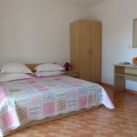 Ravlic Marija Apartman *