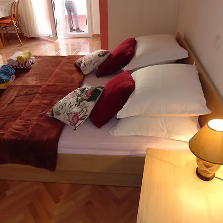 Studios Ravlic Marija