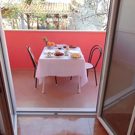 Apartament Ravlic Marija *