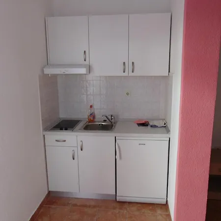 Ravlic Marija Makarska